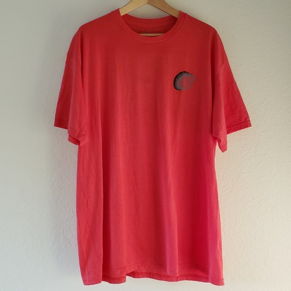 NWT - Hang Ten Short Sleeve Red Graphic Tee - Size XL